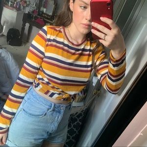 Cute striped cropped long sleeve shirt 🧡